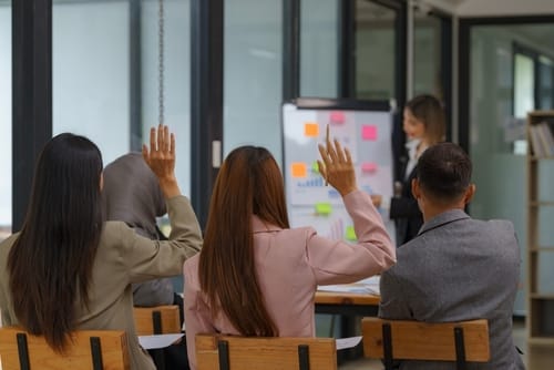 Formación empresarial: cómo desarrollar competencias y mejorar el desempeño.